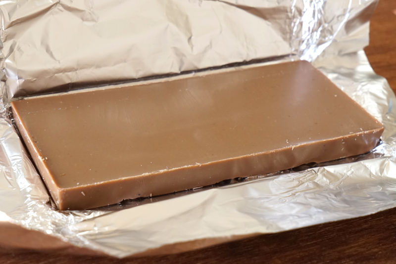 ショコラタリアエクアドル レモンガナッシュミルクチョコレート
